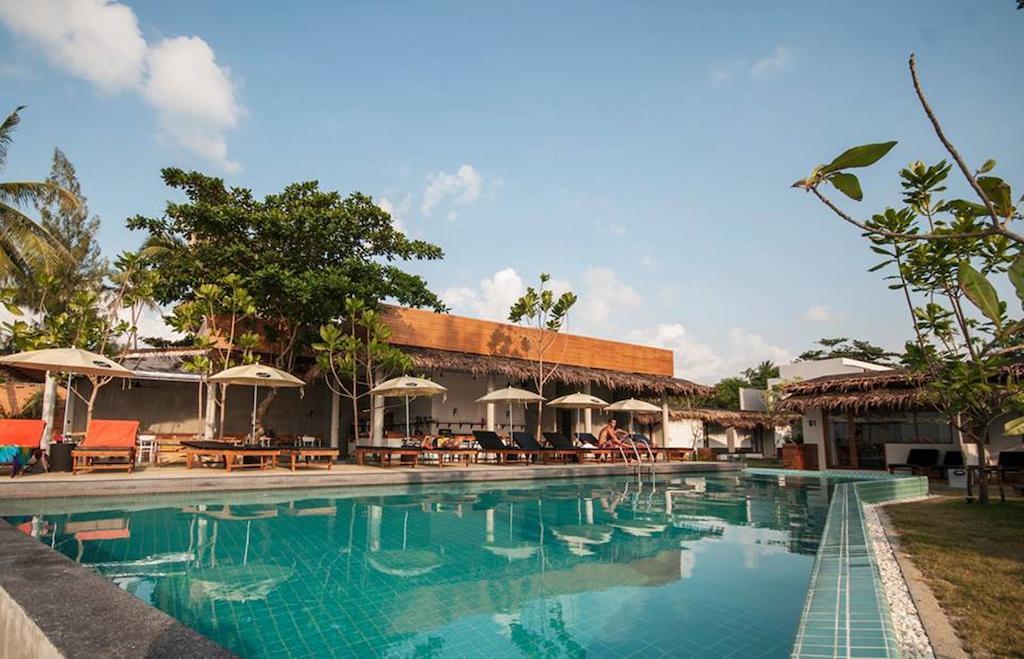 Escape Beach Resort - Sha Extra Plus Certified Mae Nam Luaran gambar